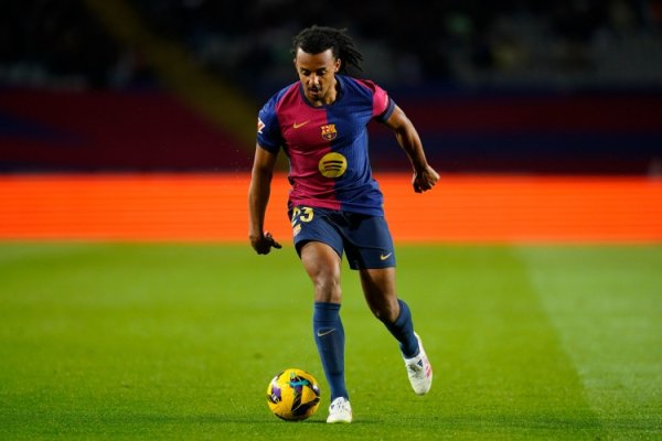 Mọi người: Conde nghỉ tập sớm, Eric Garcia có thể thay thế anh trong trận gặp Celta Vigo