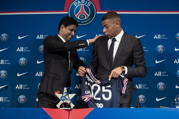 Ông Mụ chính thức ra tòa với Paris! Mbappé đòi 240 triệu euro, Paris đòi bồi thường 180 triệu euro